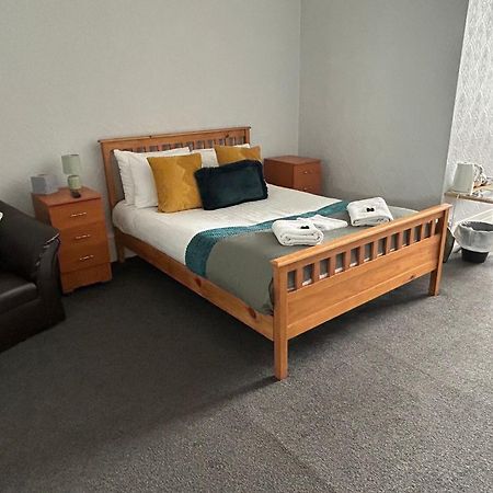 The Wheatley Hotel Doncaster Extérieur photo