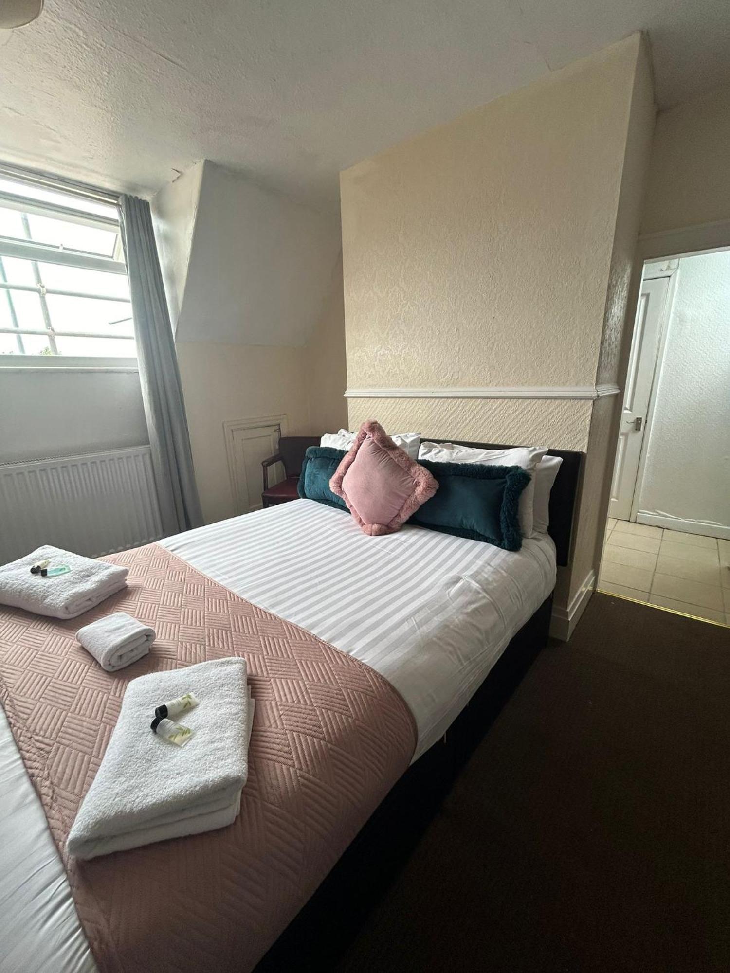 The Wheatley Hotel Doncaster Extérieur photo