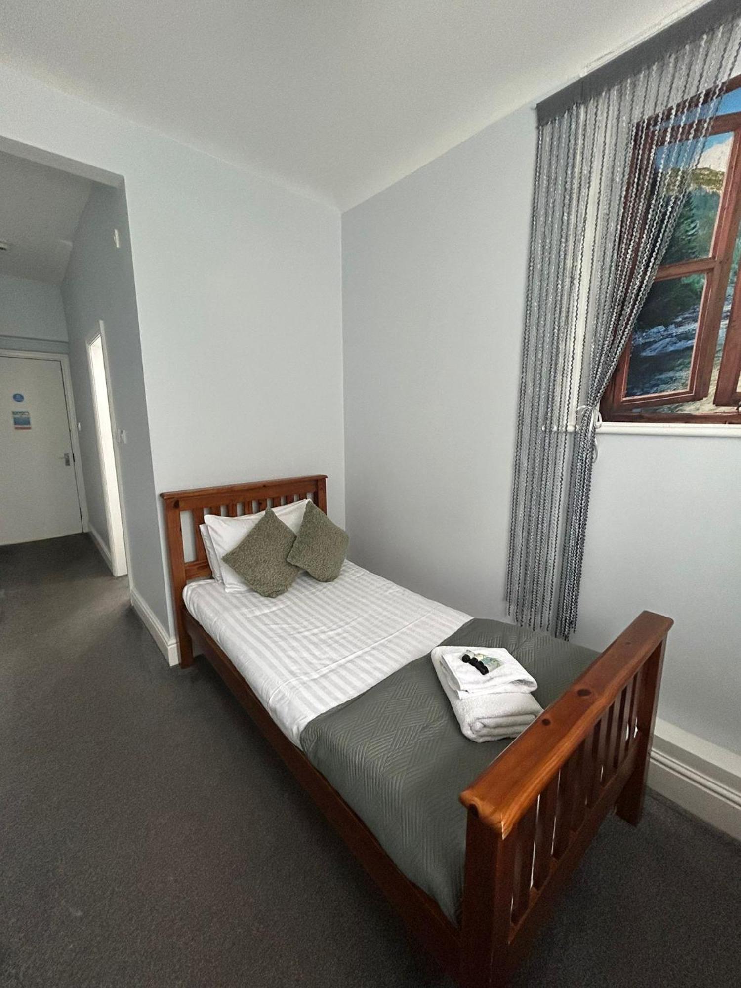 The Wheatley Hotel Doncaster Extérieur photo